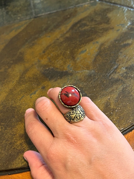 Vintage Jewelry - Red Stone Statement Ring - Women's Fashion Jewelry
